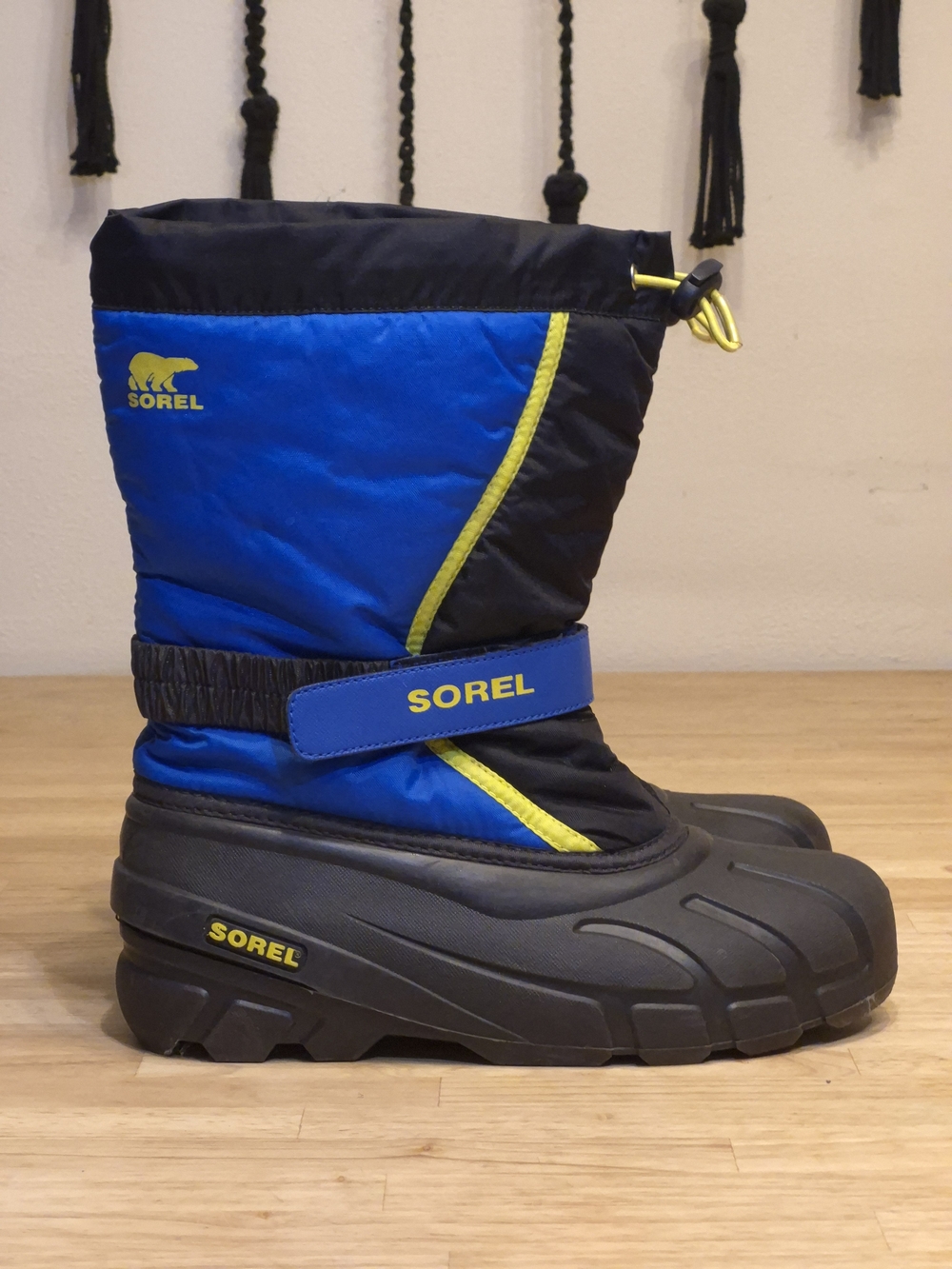 Sorel Winter Boots Women’s Size 7 Waterproof Insulated Snow Boots Blue Black